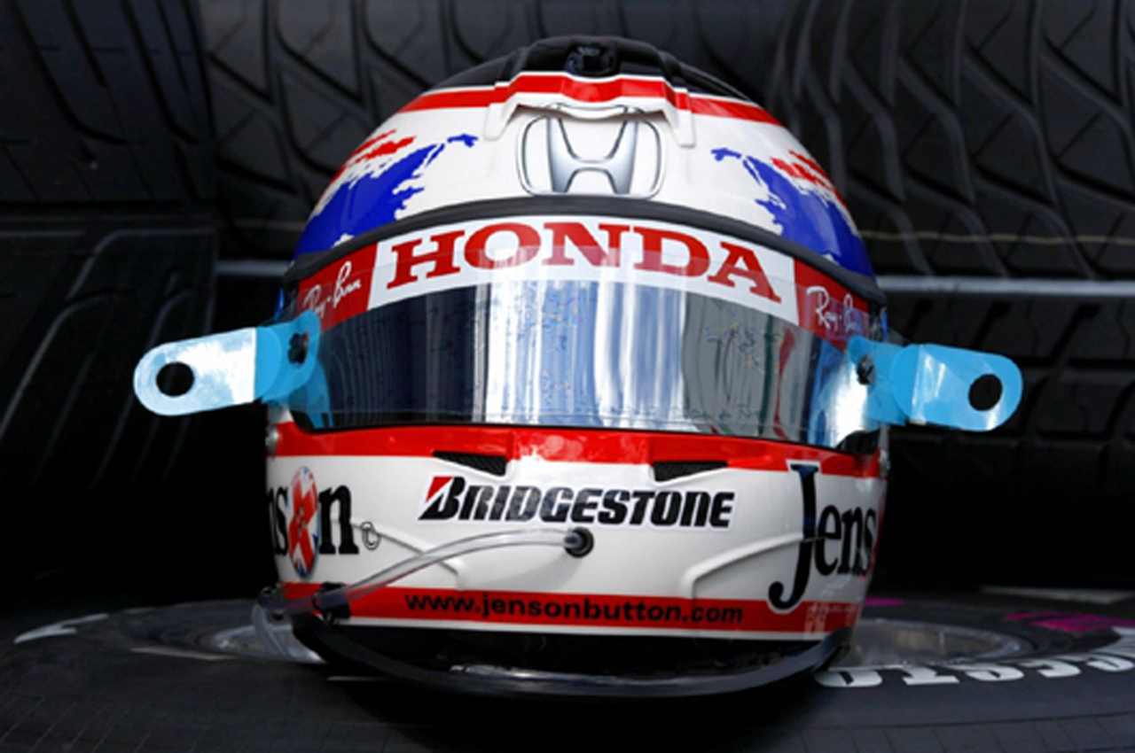 ジェンソン・バトン イギリスGPヘルメット画像 (正面)