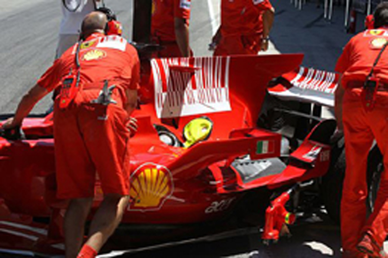 フェラーリ 背びれエンジンカバー（画像）