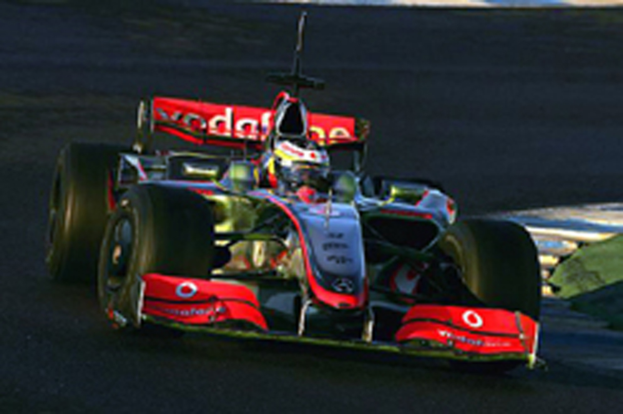 マクラーレン 2009年仕様フロントウイング(画像)