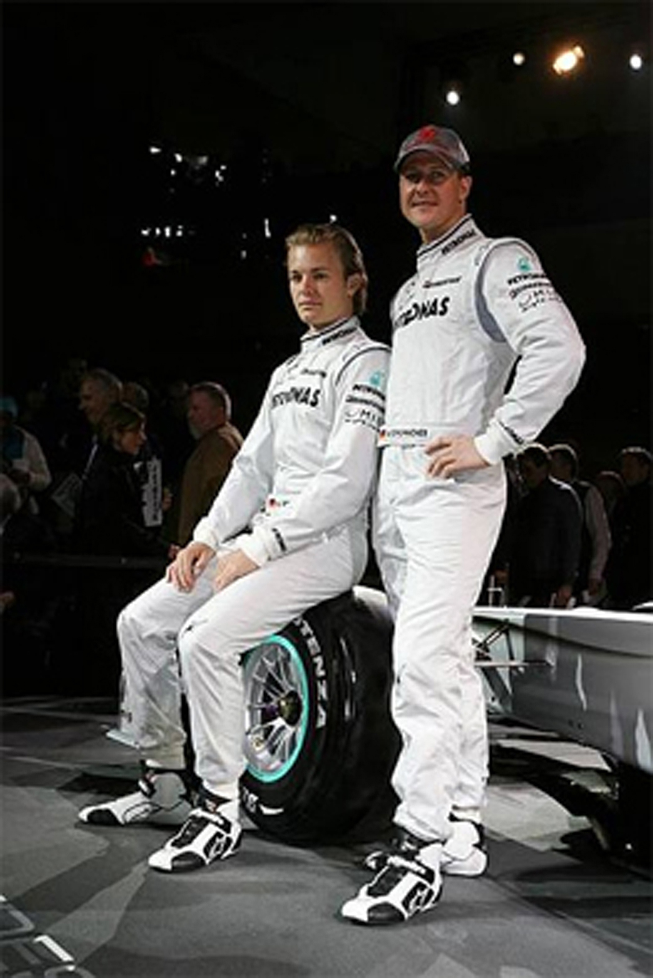 ミハエル・シューマッハとニコ・ロズベルグ