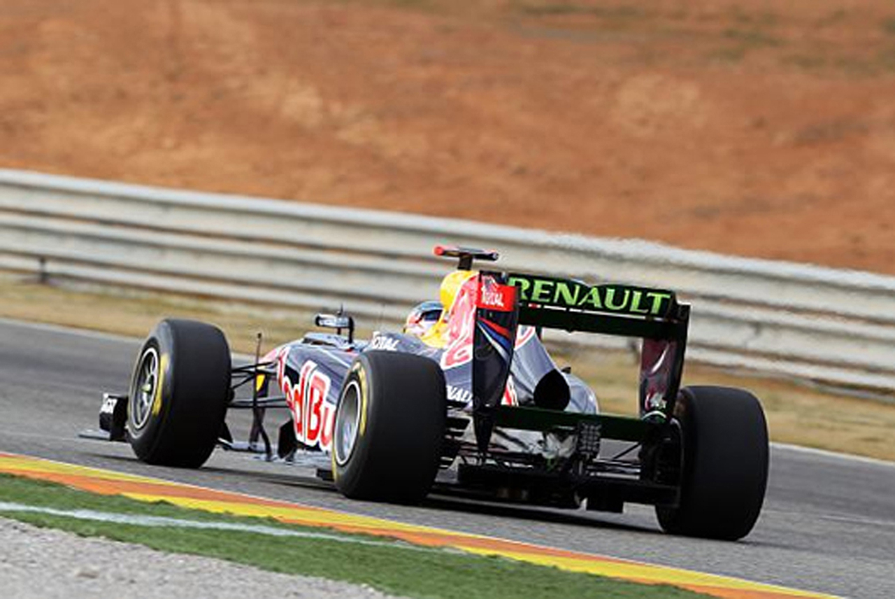 レッドブル RB7 （走行画像：後）