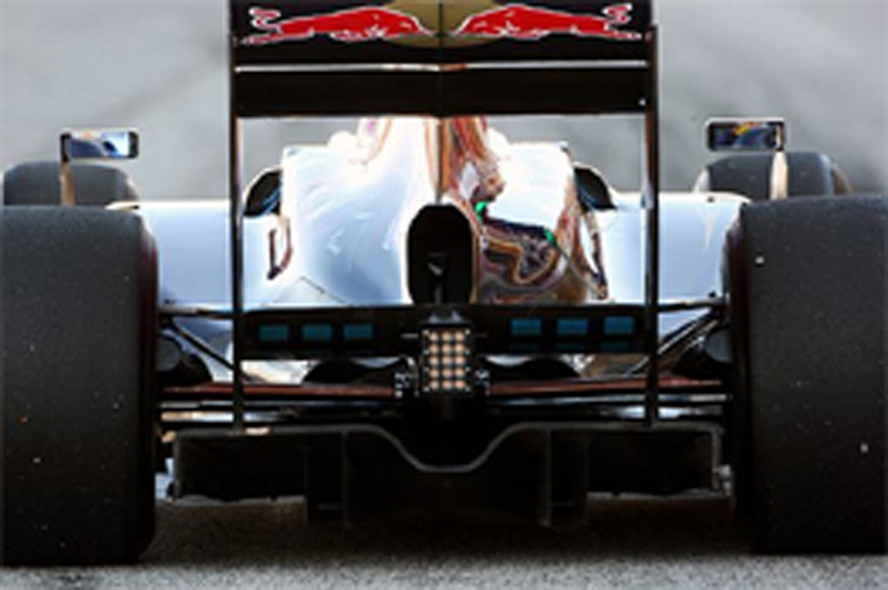 トロ・ロッソ STR5:ダブルディフューザー