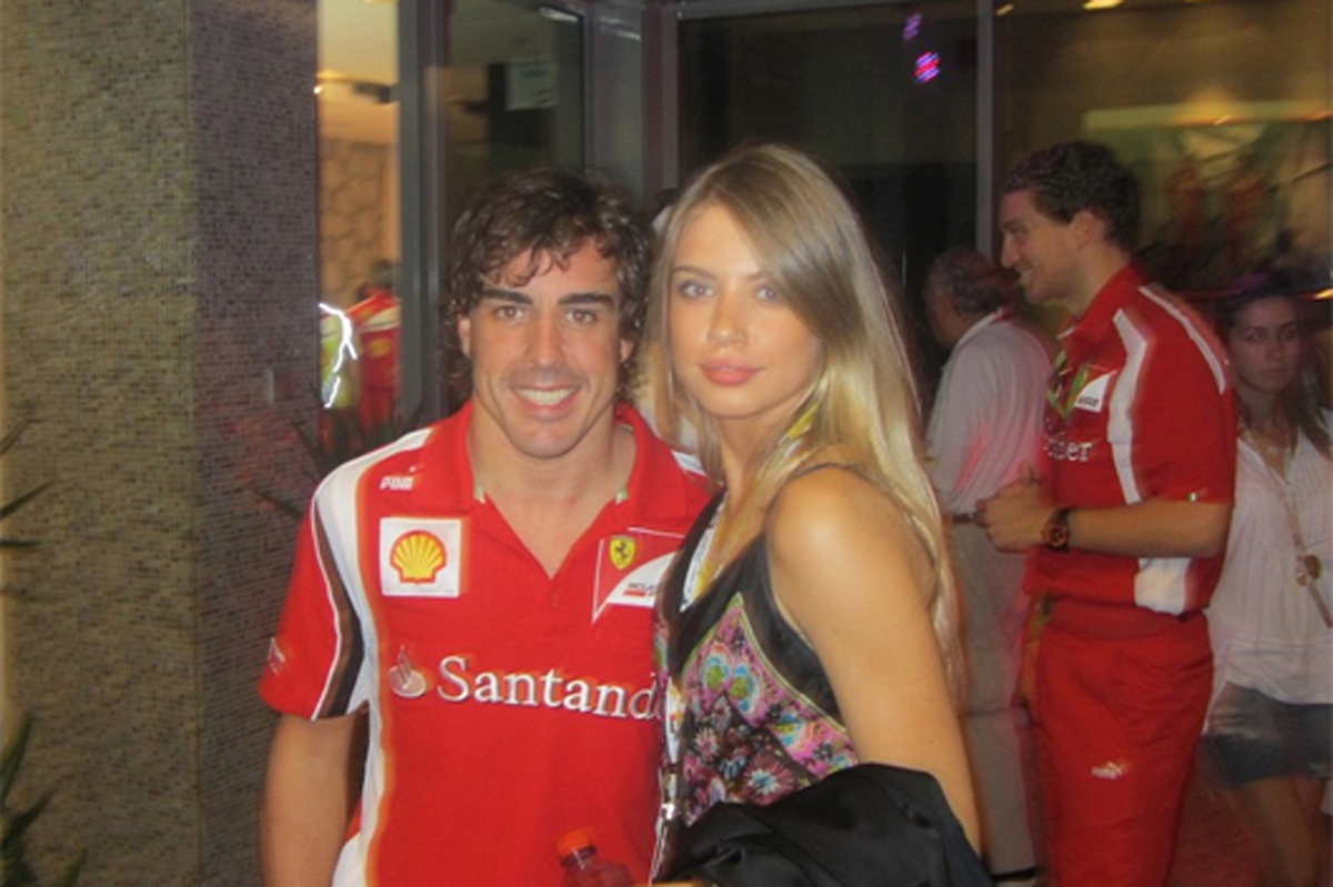 （Fernando Alonso Xenia Tchoumitcheva