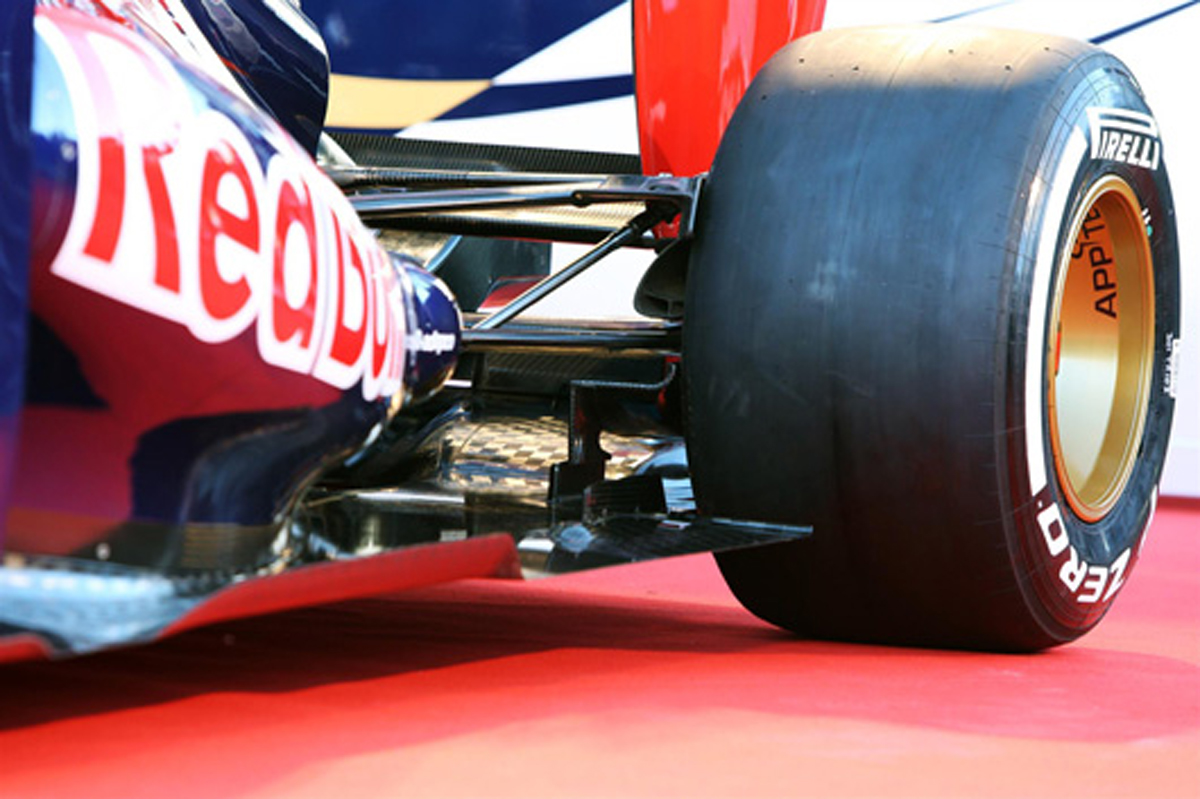 トロ・ロッソ STR8 画像2