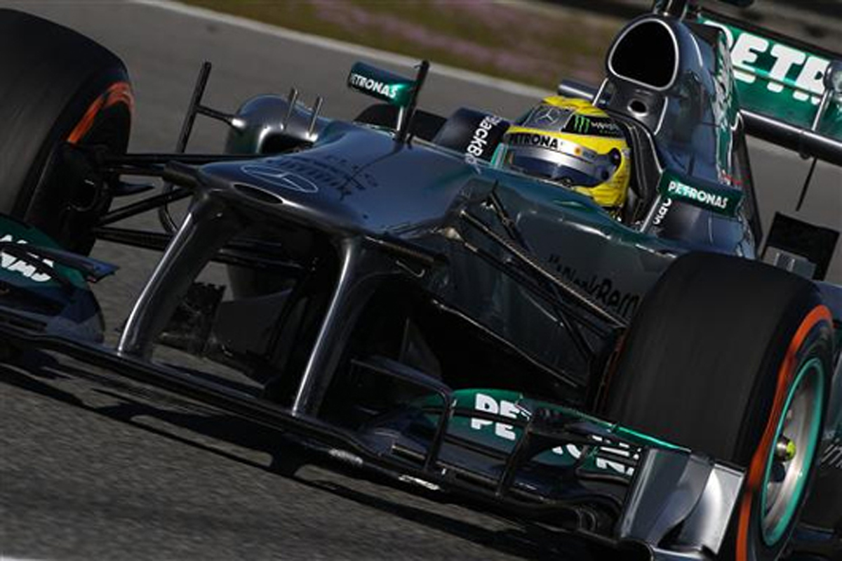 ニコ・ロズベルグ メルセデスAMG W04