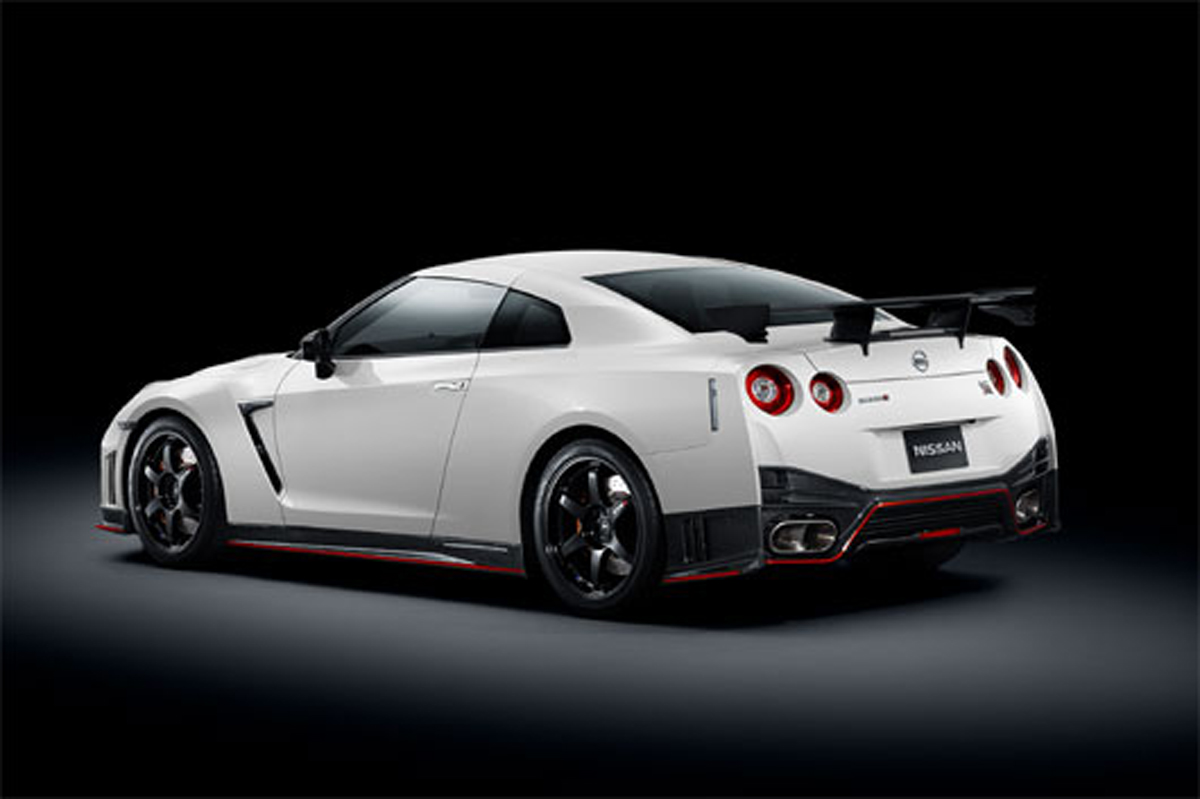 NISSAN GT-R NISMO