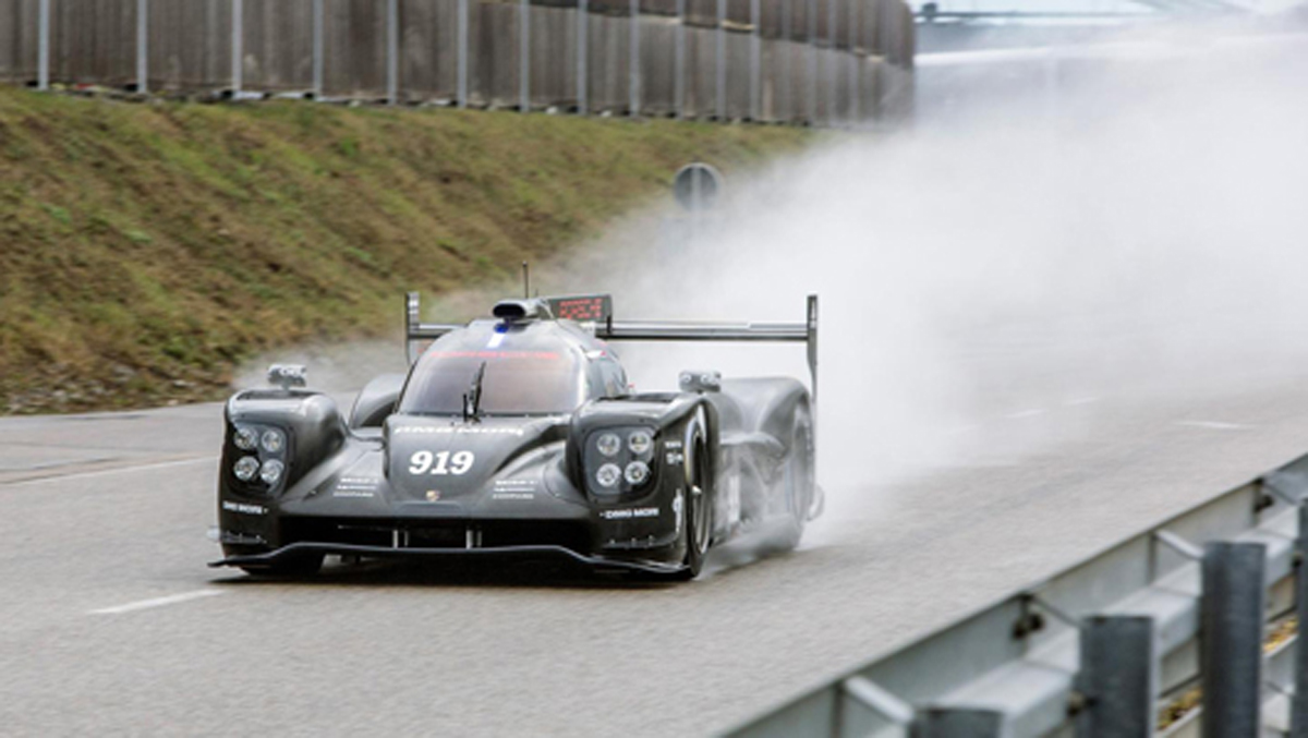 ポルシェ 新型919ハイブリッド