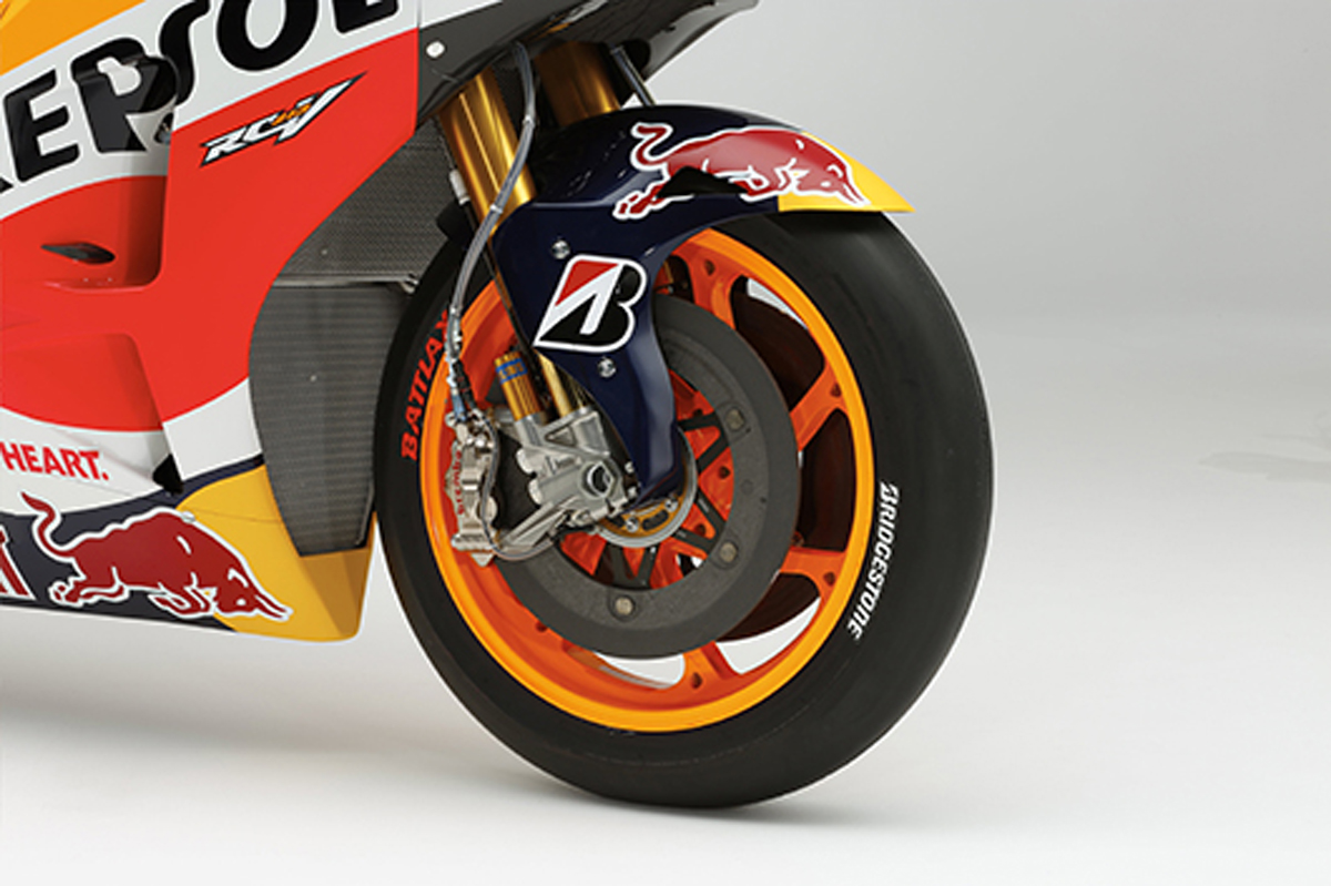 2015 HONDA RC213V