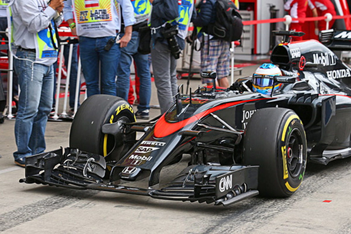 Mclaren Honda MP4-30 Short Nose