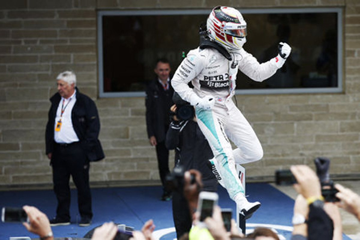 LEWIS HAMILTON 2015 F1 WORLD CHAMPION