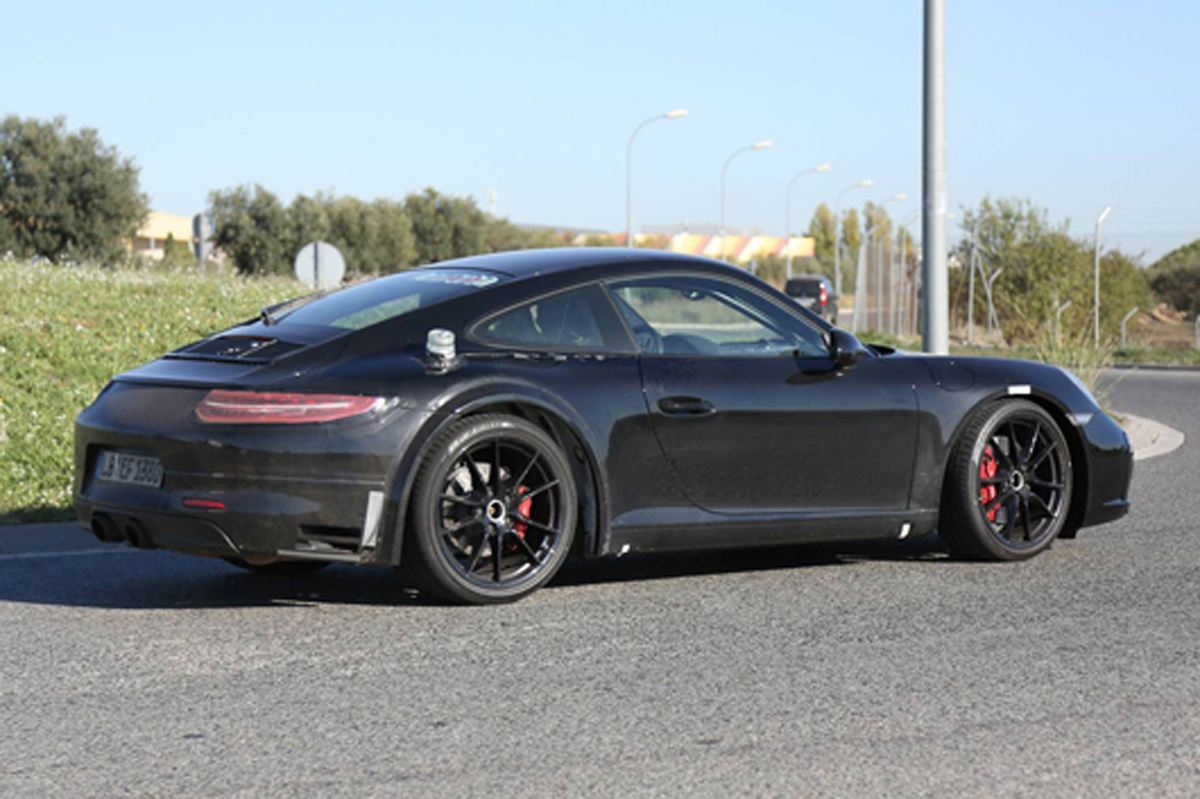 ポルシェ 911 (992型)