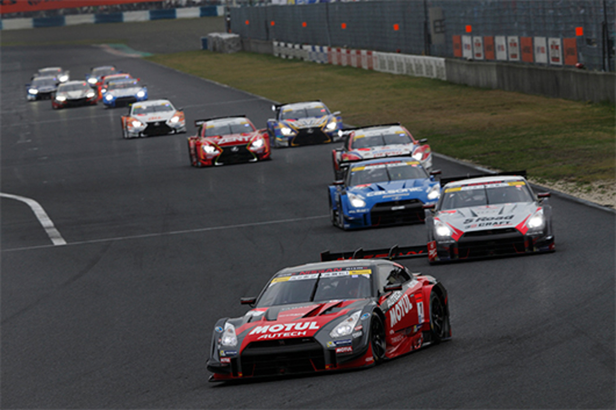 MOTUL AUTECH GT-R