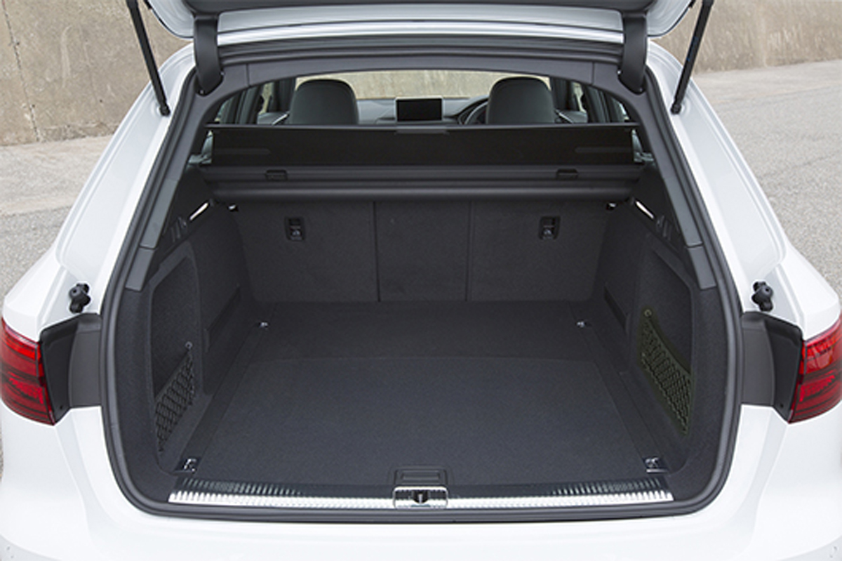 新型A4アバント