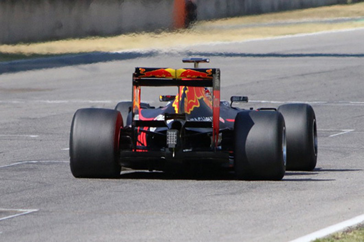2017 F1 タイヤ