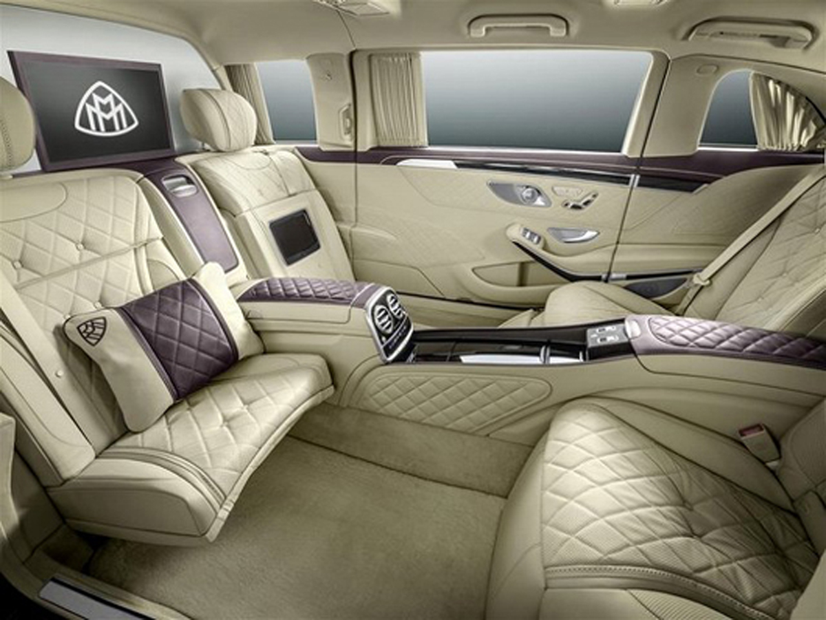メルセデス・マイバッハ S 600 プルマン (対面シート)