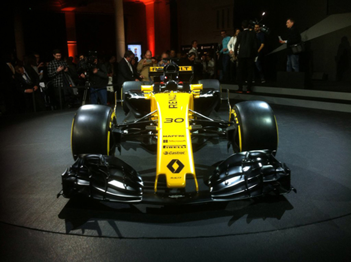 ルノー RS17