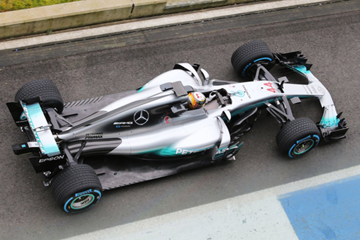 メルセデス W08
