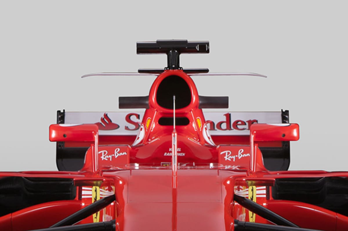 フェラーリ SF70H Tウイング