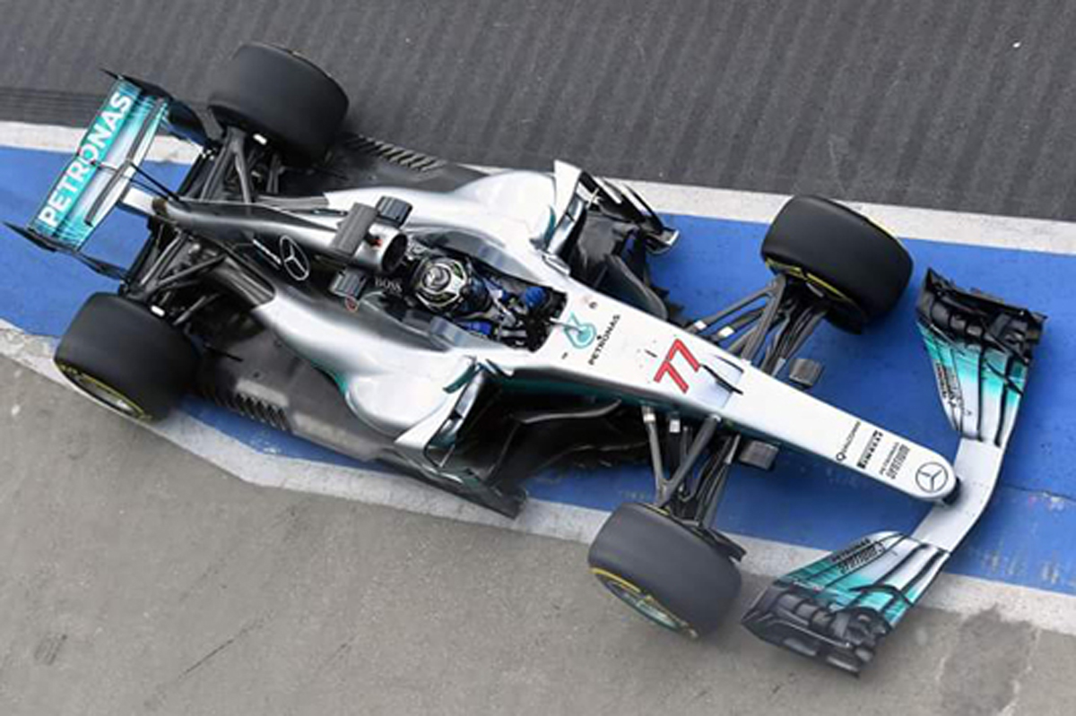 メルセデス W08