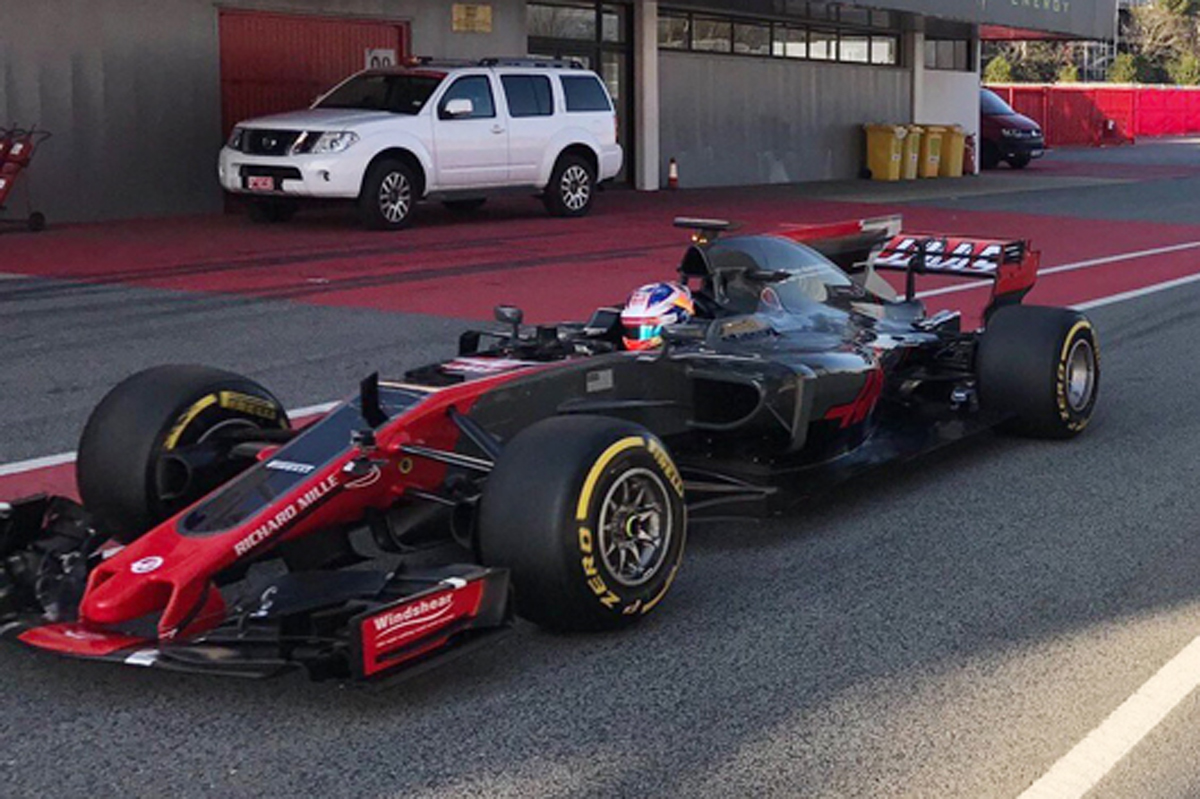 Haas VF-17 画像