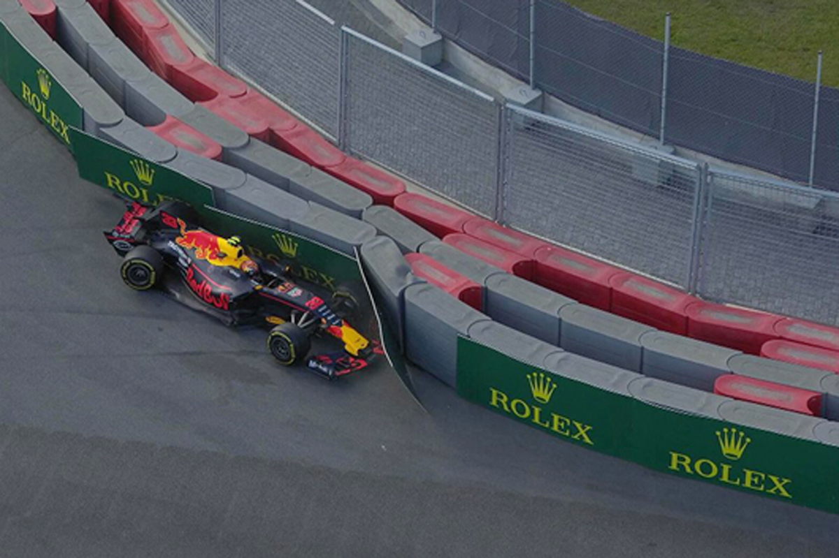 マックス・フェルスタッペン クラッシュ (F1アゼルバイジャンGP フリー走行2回目
