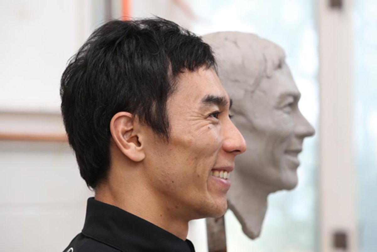 佐藤琢磨 インディ500 優勝トロフィー
