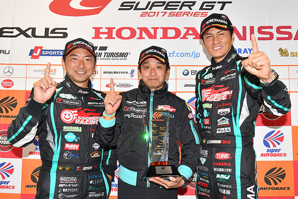 No.4 GOODSMILE RACING & TeamUKYO