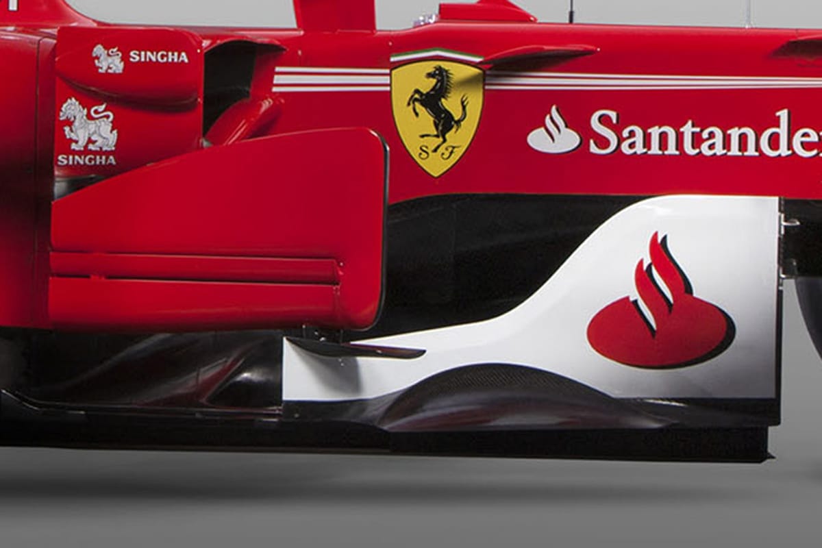フェラーリ SF70H サイド