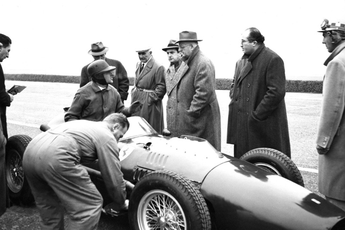エンツォ・フェラーリ 写真②