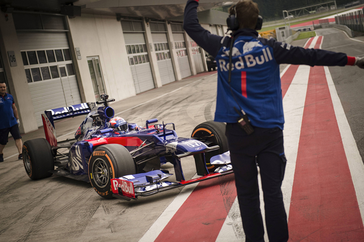 マルク・マルケス、トロロッソ・ホンダ仕様のマシンでF1初走行(写真07)