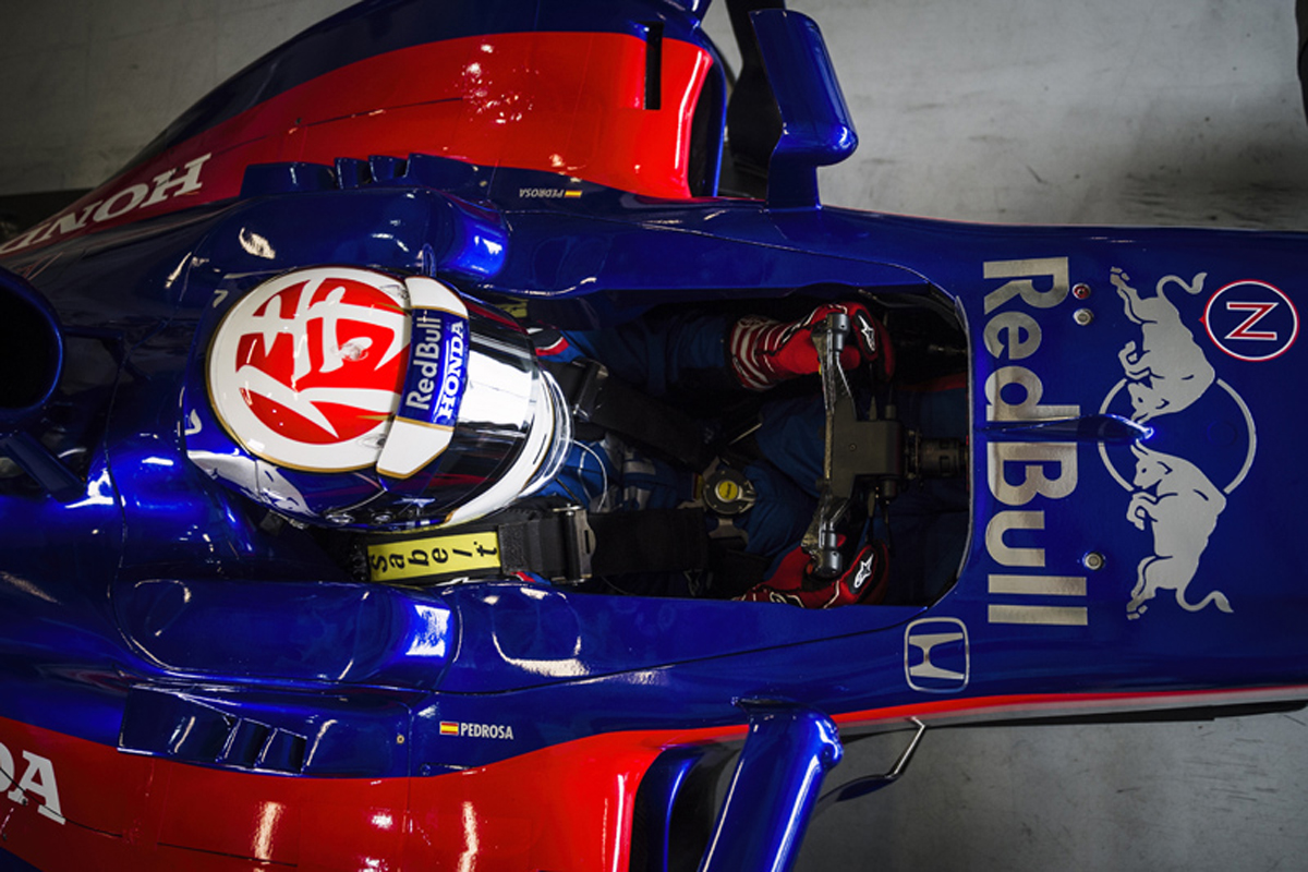ダニ・ペドロサ、トロロッソ・ホンダ仕様のマシンでF1初走行(写真03)
