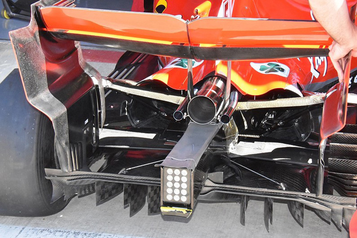 フェラーリ SF71H 新型エンジンカバー