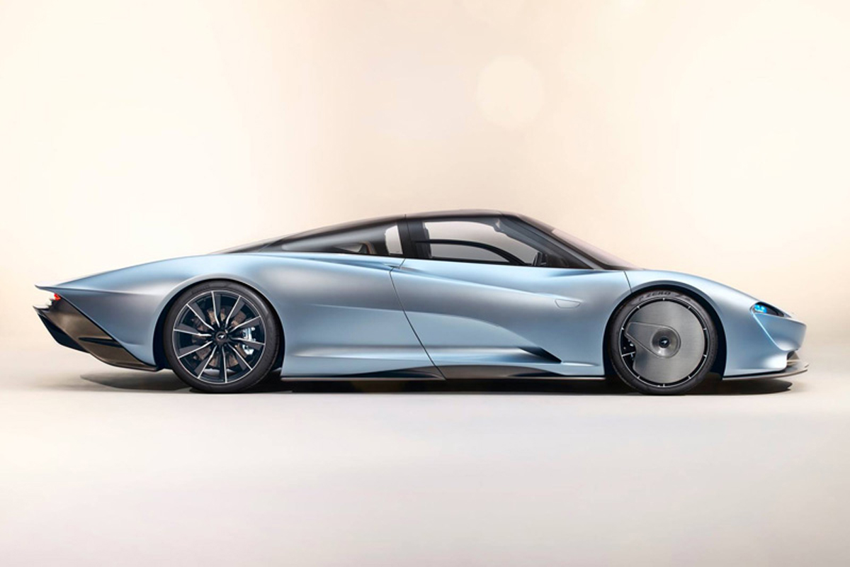 McLaren Speedtail サイドビュー