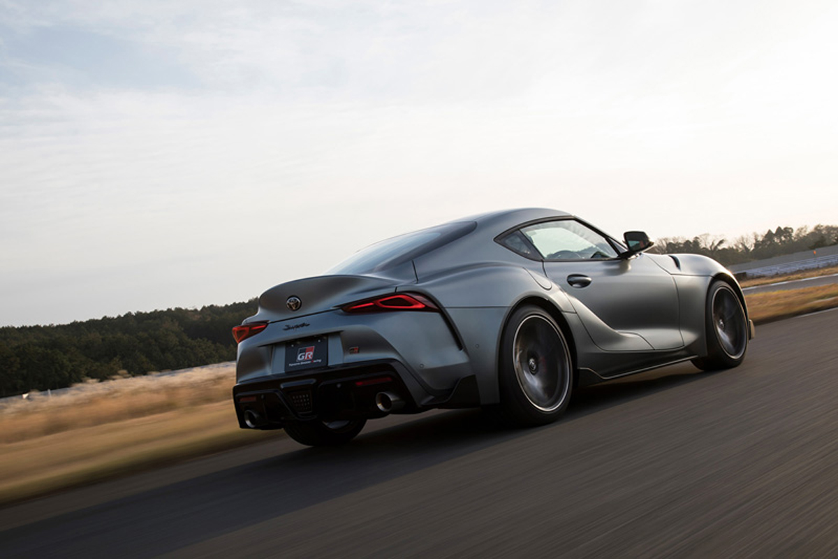 TOYOTA SUPRA