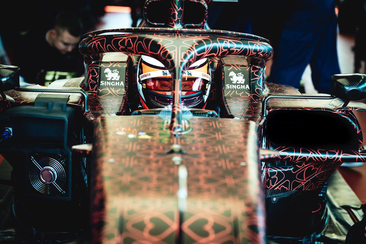 アルファロメオ・レーシング 2019年F1マシン ⑨