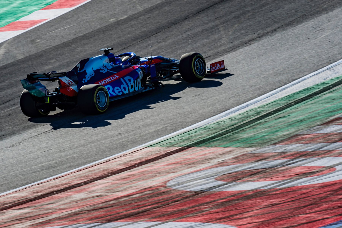 トロロッソ・ホンダ STR14 シェイクダウン ④