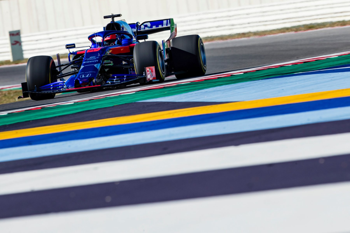 トロロッソ・ホンダ STR14 シェイクダウン ⑦