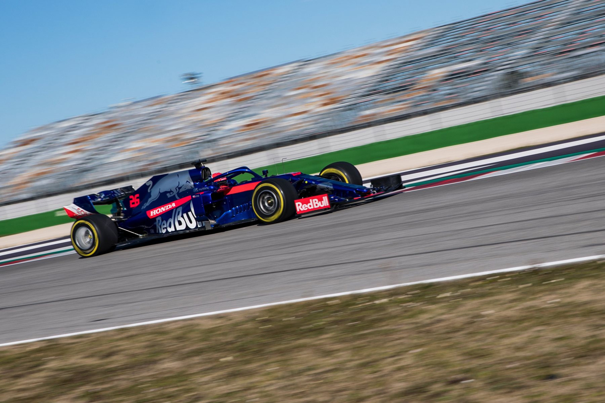 トロロッソ・ホンダ STR14 シェイクダウン ⑨