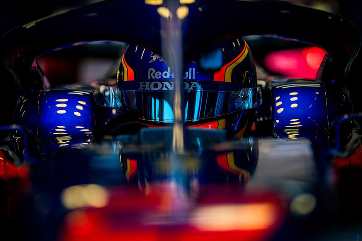 トロロッソ・ホンダ STR14 シェイクダウン ⑱