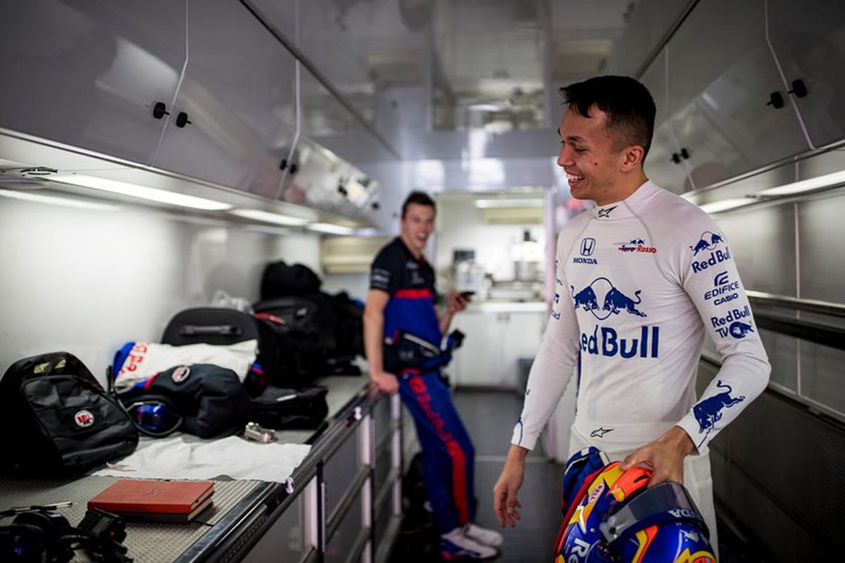 トロロッソ・ホンダ STR14 シェイクダウン ⑲