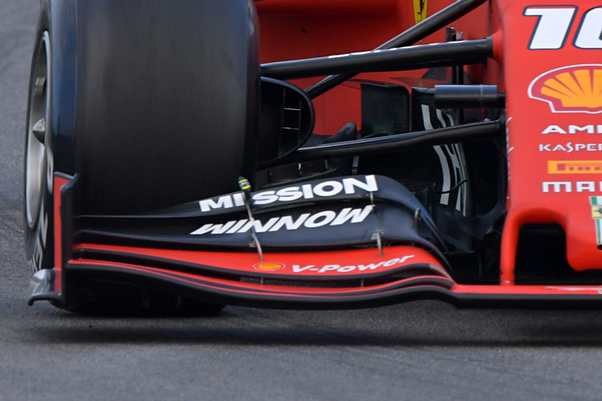 フェラーリ SF90 フロントウイング