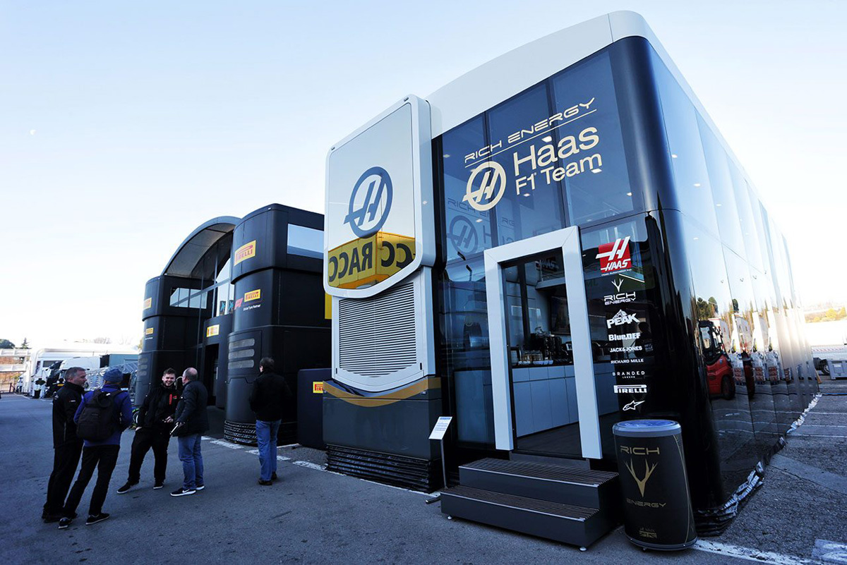 ハースF1チーム 2019年 モーターホーム