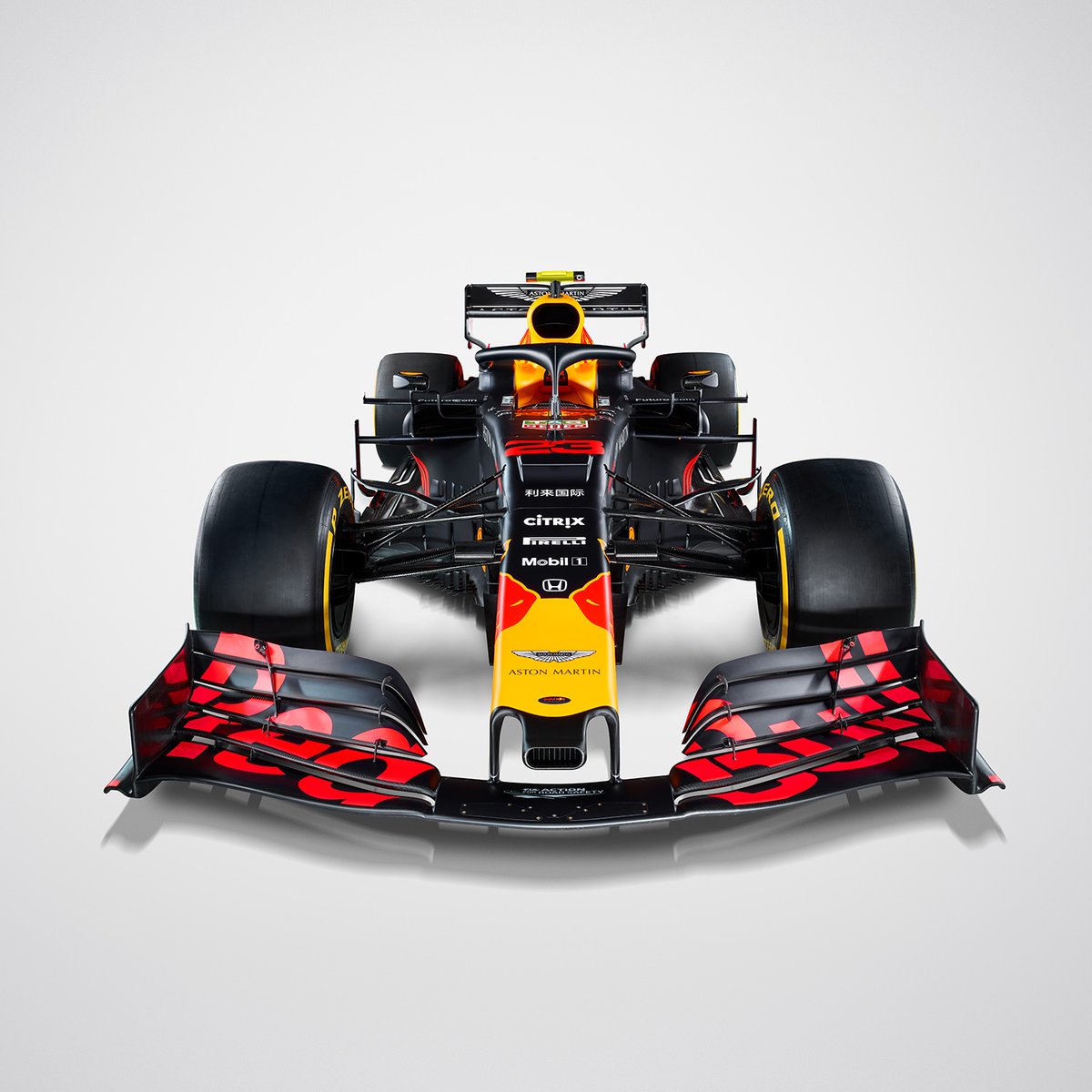 アレクサンダー・アルボン レッドブル・ホンダ RB15