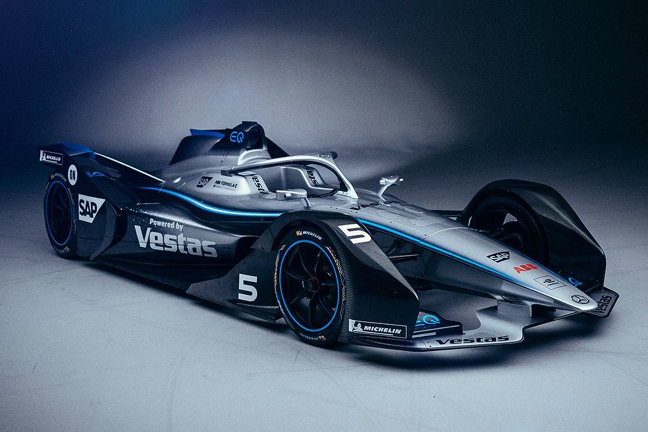 メルセデス EQ Silver Arrow 01