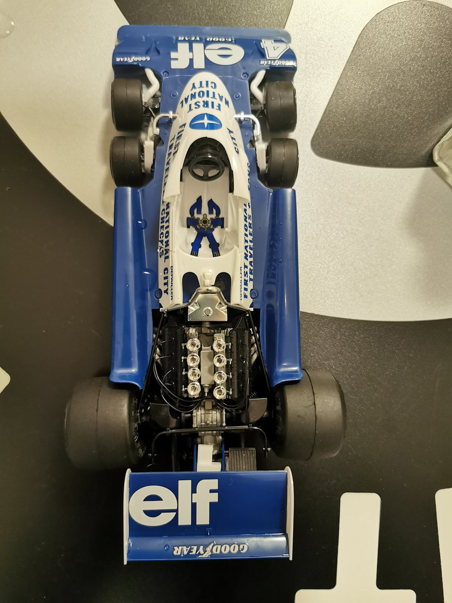 ロマン・グロージャン、ティレル P34のプラモデルを完成「100点満点」②