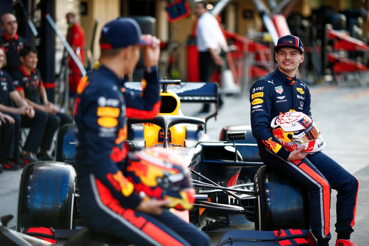 レッドブル・ホンダ 2019年 F1チーム集合写真