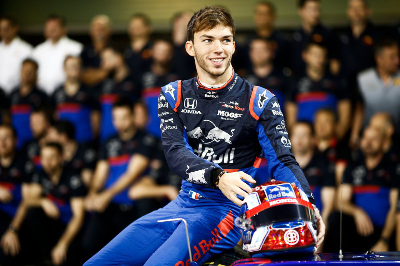 トロロッソ・ホンダ 2019年 F1チーム集合写真