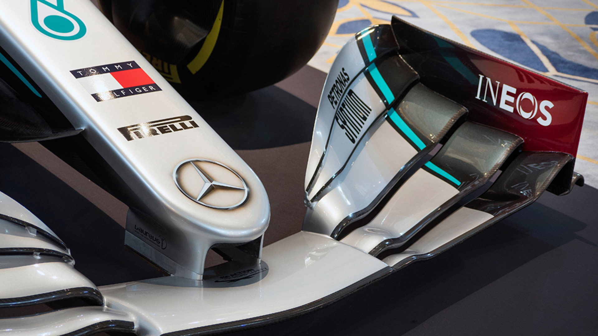 メルセデスAMG F1 W11カラーリング⑨