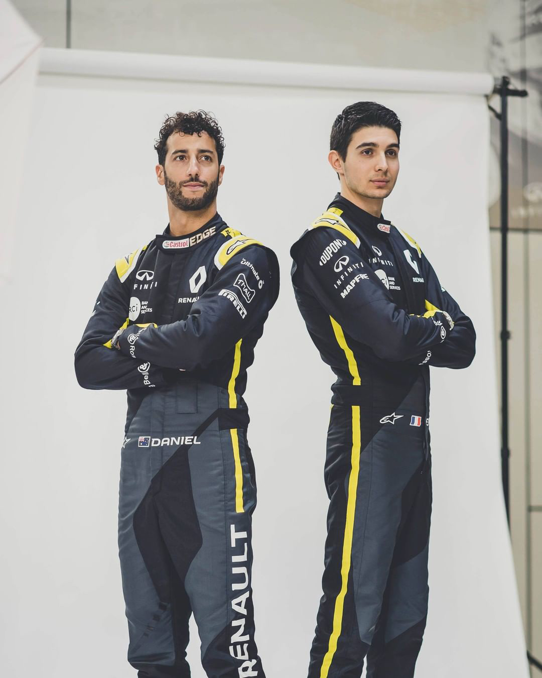 ルノーF1チーム 2020年 レーシングスーツ