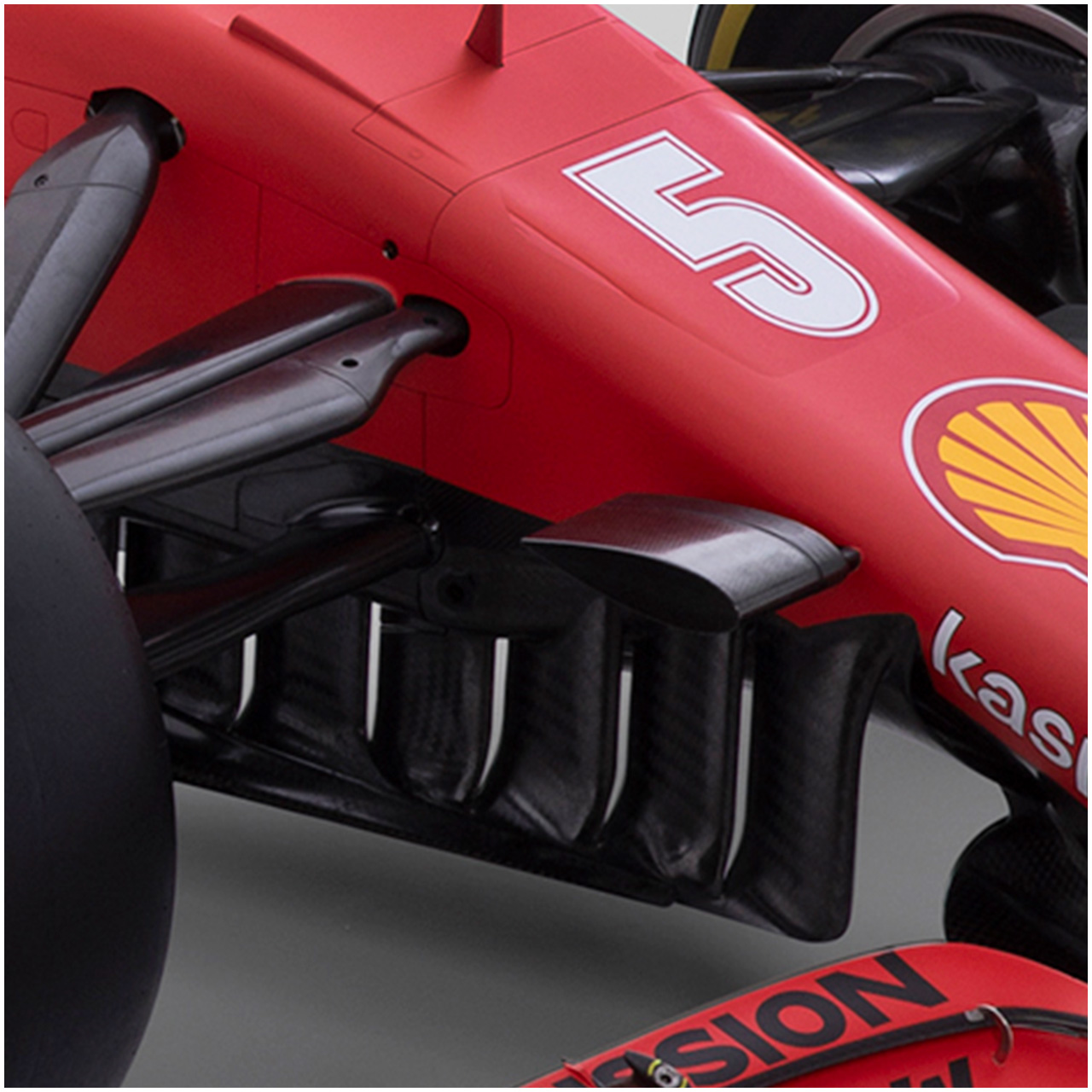 フェラーリF1 SF1000:ノーズサイド